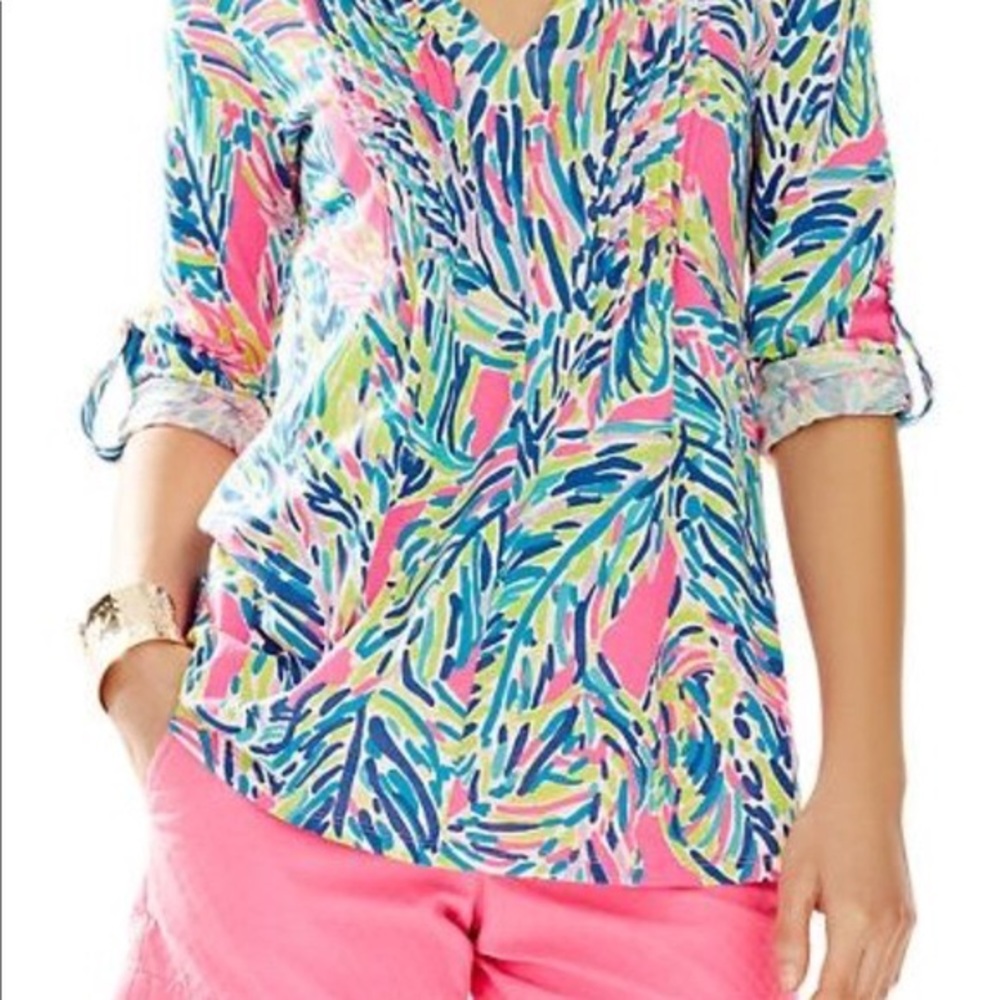 Lilly Pulitzer size small palm printed 3/4 sleeve